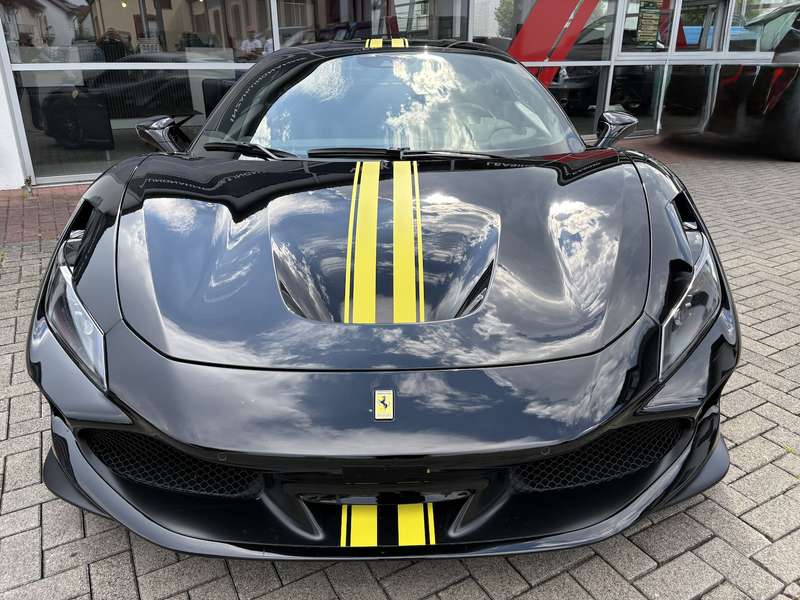 Ferrari F8 Tributo